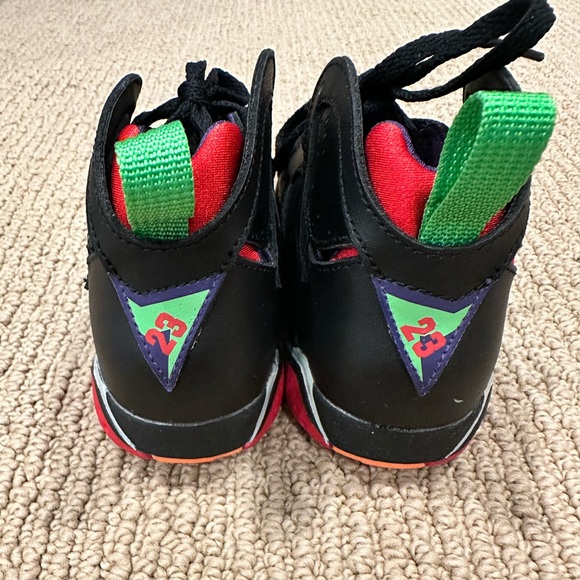 Nike Air retro Jordan Marvin the Martian Size 9 c kids sneaker - Picture 2 of 5